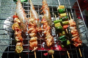 Ăn vặt Hội Nướng Xiên Que 5K - Nguyễn Đỗ Cung