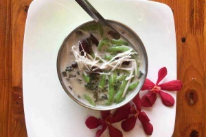 Ăn vặt Hồng Anh - Chè Dừa Thái Lan