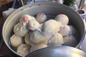 Ăn vặt Hồng Thái - Bánh Bao, Bánh Gối & Bánh Sừng Bò