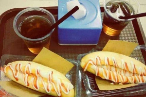 Ăn vặt Hotdog Station