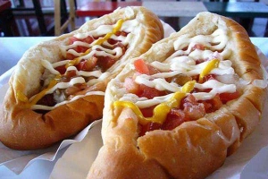 Ăn vặt Hot Dog Kim Ánh