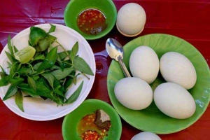 Ăn vặt Hột Vịt Lộn Bình Dân