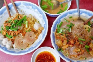 Ăn vặt Hủ Tiếu 384