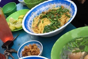 Ăn vặt Hủ Tiếu Gõ - Ngã 4 Bình Phước
