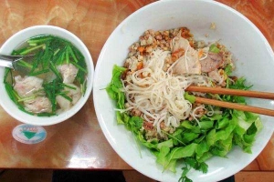 Ăn vặt Hủ Tiếu - Hồ Đắc Di