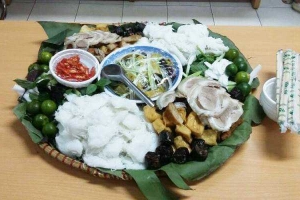 Ăn vặt Huyền Bon - Bún Đậu