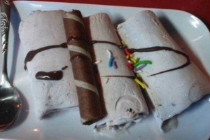 Ăn vặt Kem Cuộn Yummy