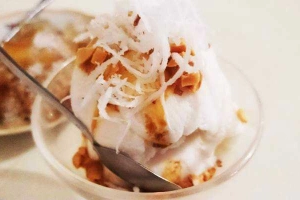 Ăn vặt Kem Ly Tùng