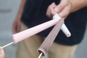 Ăn vặt Kem Ống Năm An