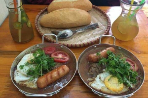 Ăn vặt Mẹt Quà Khánh Long - Bánh Mì & Bánh Canh Giò Heo Sài Gòn