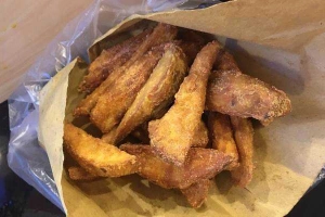 Ăn vặt Khoai Lang Kammui - Tôn Đản