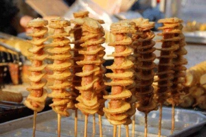 Ăn vặt Khoai Tây Lốc Xoáy