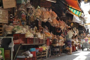 Ăn vặt Khu Ẩm Thực Chợ Bà Hoa