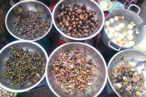Ăn vặt Khu Ẩm Thực Chợ Khu 2