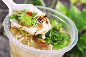 Ăn vặt Khu Ẩm Thực Chợ Phan Văn Trị