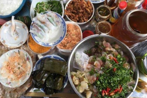 Ăn vặt Khu Ẩm Thực Chợ Tây Lộc