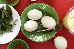Ăn vặt Kim Thảo - Hột Vịt Lộn