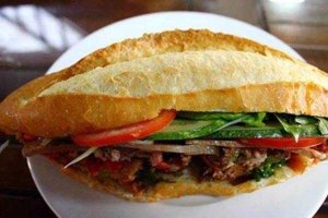 Ăn vặt Kubi - Bánh Mì Thịt Nướng