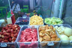Ăn vặt Lắc Lắc - Trái Cây Tô & Bánh Tráng Trộn