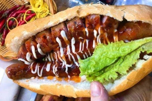 Ăn vặt Leo - Bánh Mì Hamburger & Xúc Xích Đức