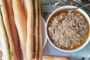 Ăn vặt Mai Lan - Bánh Mì & Sữa Xay Nguyên Chất