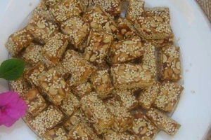 Ăn vặt Mè Xửng Thiên Hương