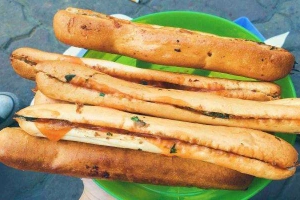 Ăn vặt Mickey - Trà Sữa & Bánh Mì Que