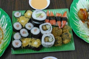 Ăn vặt Nai Food - Sushi Viên & Kimbap