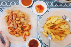 Ăn vặt Nem Chua & Cá Viên Chiên - Ngõ Quỳnh