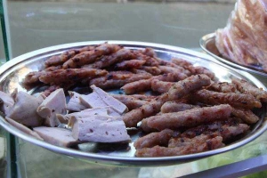Ăn vặt Nem Nướng Vỉa Hè