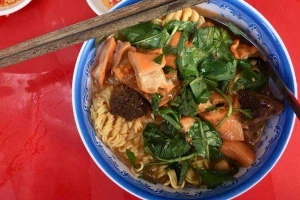 Ăn vặt Ngân - Phá Lấu Bò & Mì Gói Phá Lấu