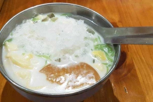 Ăn vặt Ngõ Nhỏ - Chè Các Loại