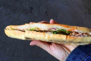Ăn vặt Nhật Minh - Bánh Mì, Khoai Lắc & Trà Sữa