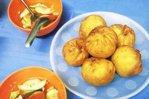 Ăn vặt Như Ý - Bánh Bao Chiên