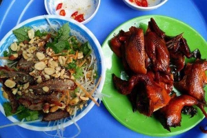 Ăn vặt Nộm Bố Già