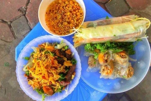 Ăn vặt Nộm Bò Khô & Bột Lọc - Ngõ Văn Chương
