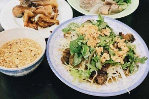 Ăn vặt Nộm Nguyệt - Nộm Bò Khô