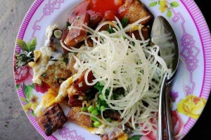 Ăn vặt Nui, Mì Xào Bò & Bột Chiên - Sư Vạn Hạnh