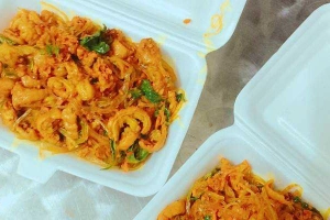 Ăn vặt Núm Đuôi Xào Nghệ