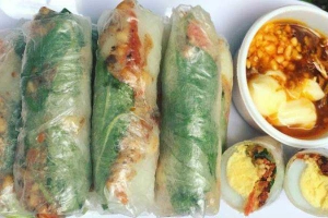 Ăn vặt Nước Mía Cần Thơ & Bánh Tráng Cuốn Chấm Me - Ngô Gia Tự