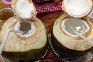 Ăn vặt Nước Mía & Dừa Lạnh - Trần Phú