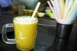 Ăn vặt Nước Mía Nguyên Chất - Xóm Chiếu