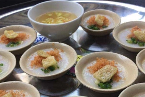 Ăn vặt O Xuân - Ẩm Thực Huế