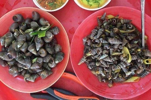 Ăn vặt Ốc Bà Lan