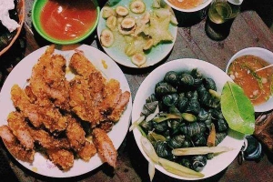Ăn vặt Ốc Học Viện Tài Chính