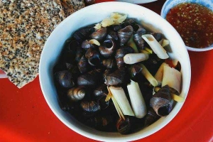 Ăn vặt Ốc Luộc & Ngao Hấp - Đức Diễn