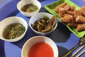 Ăn vặt Ốc Ngao & Lẩu Nướng - Khu TT ĐH Thương Mại