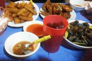 Ăn vặt Ốc Nóng & Gà Rán - Ngã Tư Trôi
