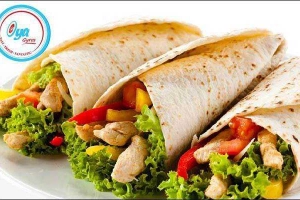 Ăn vặt Oya Gyros - Bánh Mì Cuộn