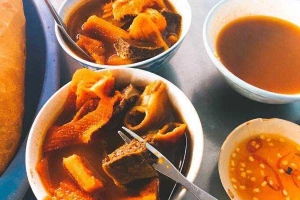 Ăn vặt Phá Lấu Bò Ngon & Ngon